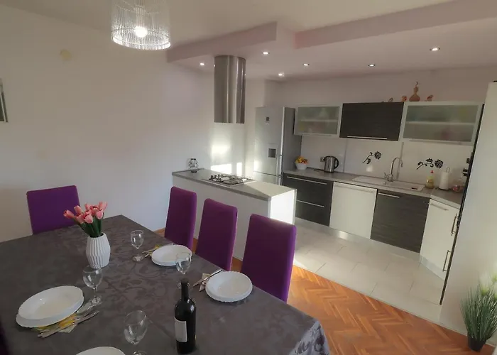 Melanie Апартаменты *