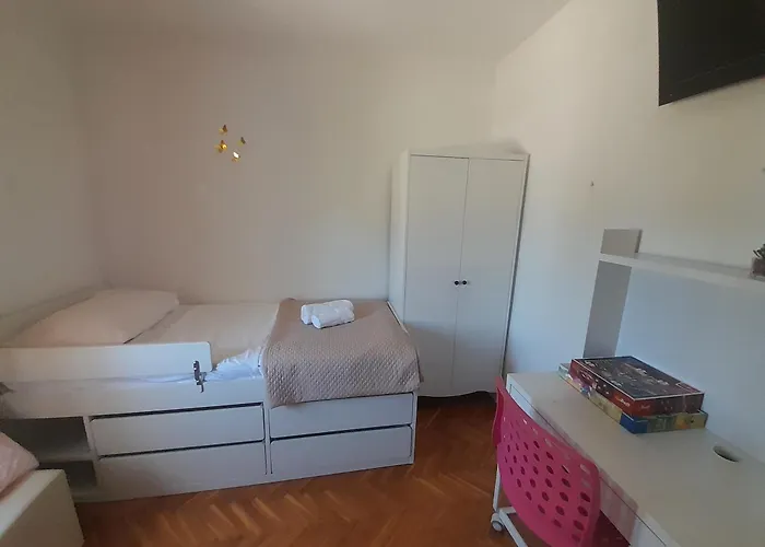 Апартаменты Melanie